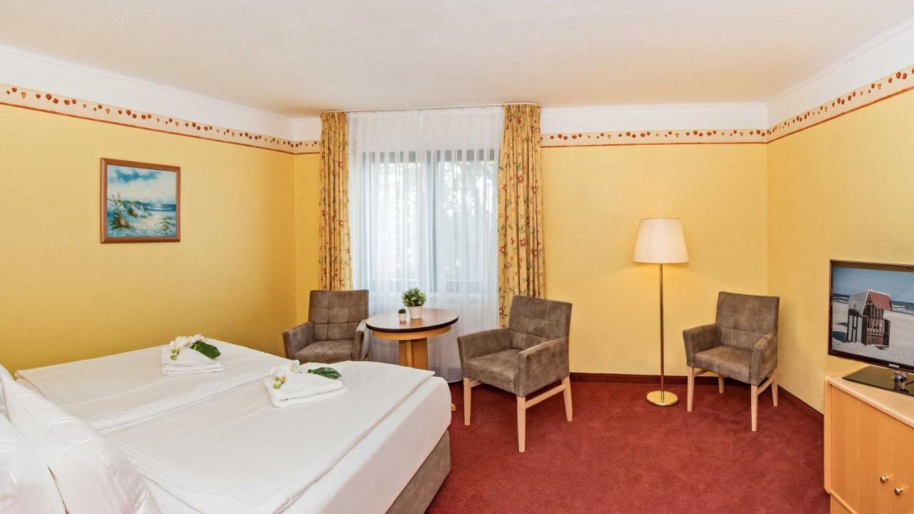 Hotel Garni Nussbaumhof Ückeritz Exterior foto