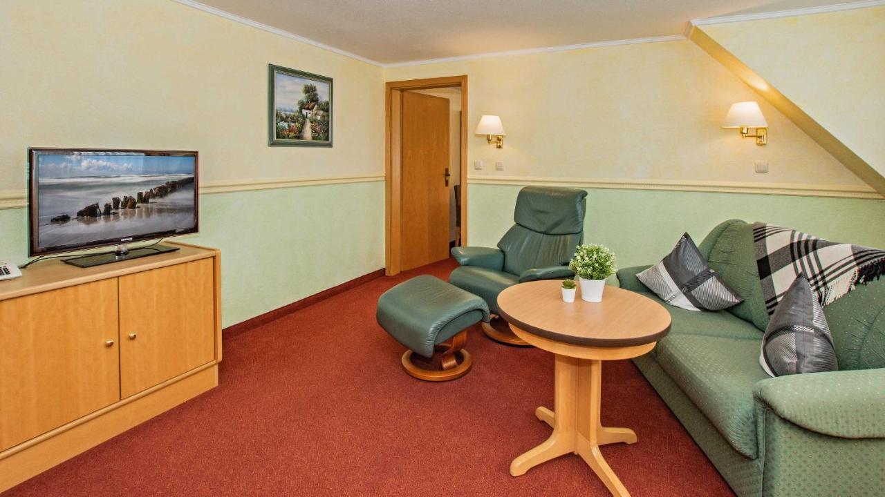 Hotel Garni Nussbaumhof Ückeritz Exterior foto